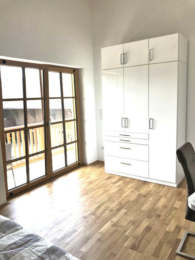 Thum Apartment *